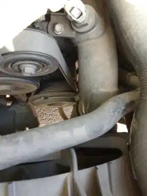 Peça sobressalente para automóvel em segunda mão COMPRESSOR DE AR CONDICIONADO A/A A/C por LEXUS IS II (_E2_)  Referências OEM IAM 8831053060  