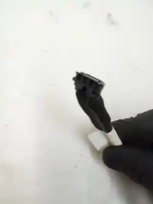 Peça sobressalente para automóvel em segunda mão câmara por kia cee´d (jd) 1.6 crdi 136 referências oem iam 95760a2500  