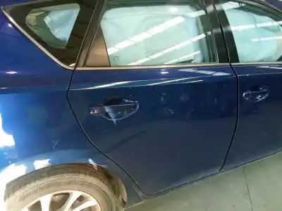 Pièce détachée automobile d'occasion PORTE ARRIERE DROITE pour TOYOTA AURIS (_E18_) 1.6 D4-D (WWE185_) Références OEM IAM 6711402180  