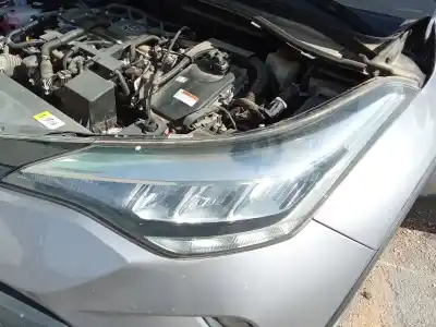Pièce détachée automobile d'occasion FEU GAUCHE pour TOYOTA C-HR (_X1_) 1.8 HYBRID (ZYX10_, ZYX11_) Références OEM IAM 81170F4390  