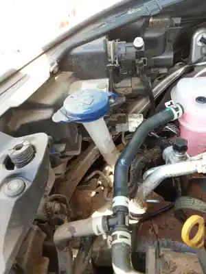 Pezzo di ricambio per auto di seconda mano DEPOSITO PULITO per TOYOTA C-HR (_X1_) 1.8 HYBRID (ZYX10_, ZYX11_) Riferimenti OEM IAM 85315F4040  