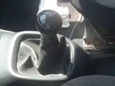 Peça sobressalente para automóvel em segunda mão alavanca de velocidades por citroen c1 1.0 referências oem iam 