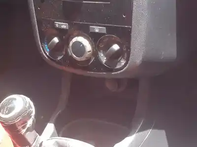 Pezzo di ricambio per auto di seconda mano Controllo Riscaldamento / Aria Condizionata per OPEL CORSA D 1.2 G Riferimenti OEM IAM   