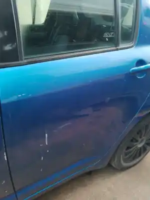 Second-hand car spare part left front door for suzuki swift berlina (mz) swift oem iam references 