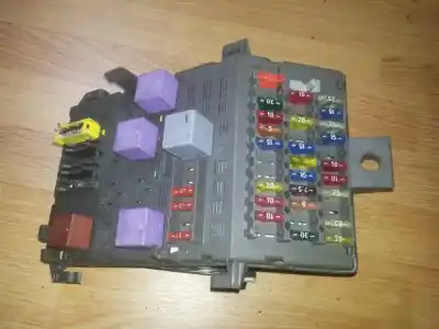 Second-hand car spare part Fuse Box Unit for RENAULT LAGUNA (B56) 1.9 dTi OEM IAM references   