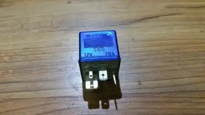 Pezzo di ricambio per auto di seconda mano RELÈ per AUDI A3, 8L 2000.10 - 2003.05 FACELIFT  Riferimenti OEM IAM 8A0951253  899587, 202