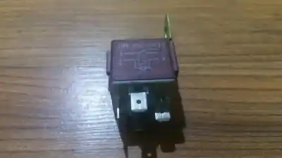 Second-hand car spare part Relay for CITROEN C5 I (DC_) 1.8 16V (DC6FZB. DC6FZE) OEM IAM references 03519  216.4