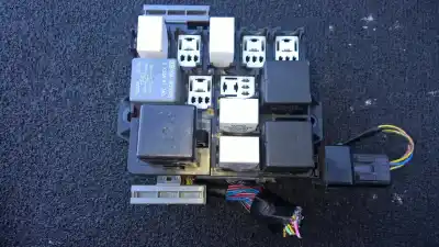 Peça sobressalente para automóvel em segunda mão  por KIA CARENS  Referências OEM IAM   