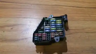 Pezzo di ricambio per auto di seconda mano Scatola Relè/fusibili per VOLKSWAGEN PASSAT VARIANT (3B6) 2.8 V6 30V Riferimenti OEM IAM   