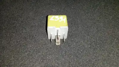 Pièce détachée automobile d'occasion RELAIS pour MERCEDES-BENZ VITO (W638) CAJA CERRADA  Références OEM IAM 190400  TYPE23
