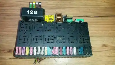 İkinci el araba yedek parçası Röle/sigorta Kutusu için FORD GALAXY (VX) 2.8 V6 CAT OEM IAM referansları 7M0937025D  95VW14A073DC