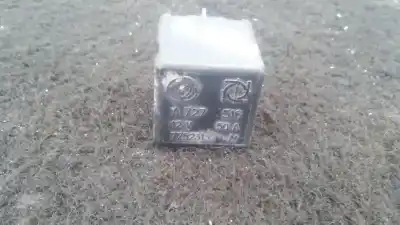 Pezzo di ricambio per auto di seconda mano  per FIAT MAREA WEEKEND (185)  Riferimenti OEM IAM A727516  7752313