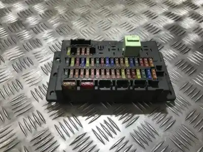 Pezzo di ricambio per auto di seconda mano SCATOLA RELÈ/FUSIBILI per MINI MINI (R50,R53)  Riferimenti OEM IAM 518030317  1509011