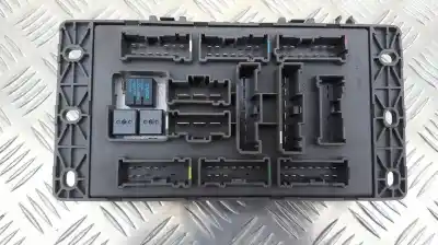 Second-hand car spare part fuse box unit for mini mini (r50,r53) 1.6 16v cat oem iam references 518030507  6906600-02, 690660002