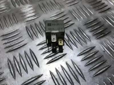 Peça sobressalente para automóvel em segunda mão  por AUDI 80 B4 AVANT (8C5)  Referências OEM IAM 443951253K  899512