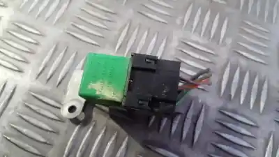 Автозапчасти б/у реле за ROVER ROVER 25 (RF) 2.0 iDT ссылки OEM IAM YWB10032  V23134-A52-X137