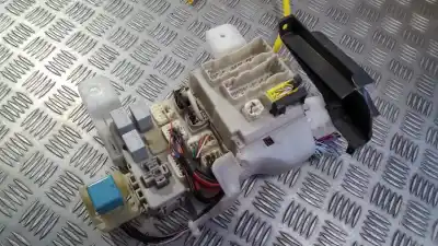 Peça sobressalente para automóvel em segunda mão  por TOYOTA COROLLA (_E12_)  Referências OEM IAM 1282  042L06