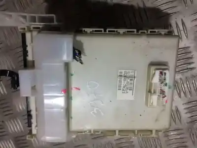 Автозапчастина б/у реле/запоперівник для toyota auris, i e15 2006.10 - 2012.10 1.6l 91kw dual vvt-i 2006.10 - 2012.10 посилання на oem iam 8273002120a  82730-02120-a, 0208-7k21