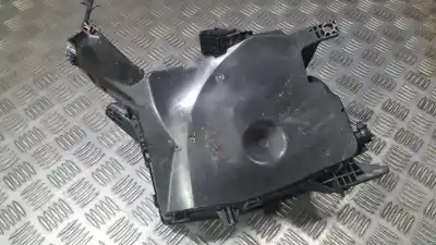 Second-hand car spare part fuse box unit for toyota auris 2.2 d-cat oem iam references 7233r0a2  