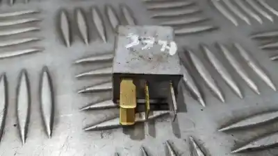 Peça sobressalente para automóvel em segunda mão Relé Para Automóvel por TOYOTA AURIS 2.2 D-CAT Referências OEM IAM 9008087019  90080-87019