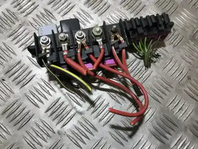 Gebrauchtes Autoersatzteil RELAIS SICHERUNGSKASTEN Multifunktionsrelais zum VOLKSWAGEN GOLF IV (1J1)  OEM-IAM-Referenzen 5705000160  