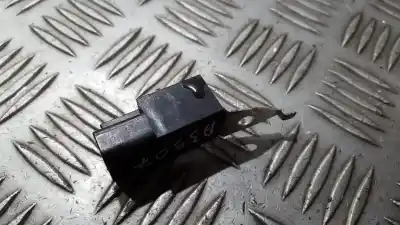 Pezzo di ricambio per auto di seconda mano relè per toyota corolla (e11) 2.0 d-4d linea sol riferimenti oem iam 9098004148  90980-04148