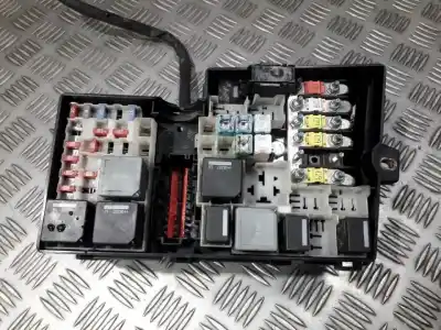 Second-hand car spare part FUSE BOX UNIT for FORD FOCUS, 2004.11 - 2008.06  OEM IAM references 3M5T14A067BC  3M5T-14A067-BC, 3M5T-14A142-AB, 3M5T14A142AB
