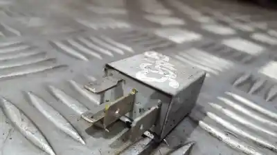 Pezzo di ricambio per auto di seconda mano relè per volkswagen golf v variant (1k5) 1.4 riferimenti oem iam 1k0951253  