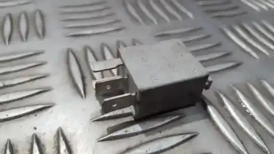 Recambio de automóvil de segunda mano de Relé Para Automóvil para VOLKSWAGEN GOLF V VARIANT (1K5) 1.4 referencias OEM IAM 1K0951253  