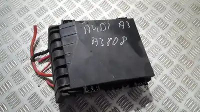 Pièce détachée automobile d'occasion boîtes à fusibles pour audi a3 (8p) 1.6 attraction références oem iam 1k0937124  0-1534502-1