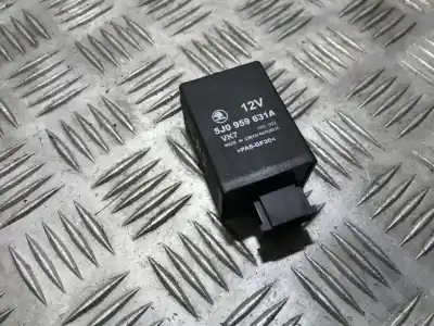 Second-hand car spare part Relay for SKODA FABIA (5J2 ) 1.2 OEM IAM references 5J0959631A  HW002