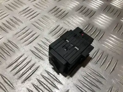 Peça sobressalente para automóvel em segunda mão  por BMW 3-SERIES, E90 / E91 / E93 2005.02 - 2009.01  Referências OEM IAM 6939890  1359718916