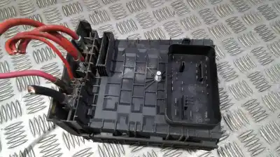 Peça sobressalente para automóvel em segunda mão Caixa De Fusíveis E Relés por VOLKSWAGEN JETTA (1K2) 2.0 TDI Referências OEM IAM 1K0937125  