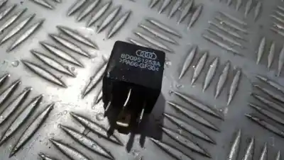 Peça sobressalente para automóvel em segunda mão  por AUDI A8, D3 2002.09 - 2005.6  Referências OEM IAM 8D0951253A  373