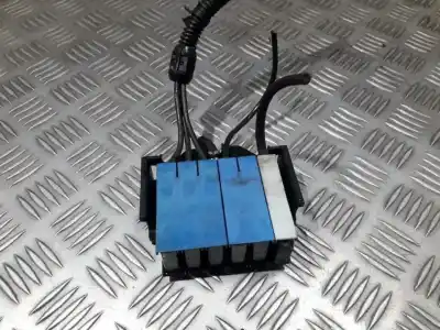 Pezzo di ricambio per auto di seconda mano  per OPEL VECTRA B CARAVAN  Riferimenti OEM IAM 9647301  964730-1