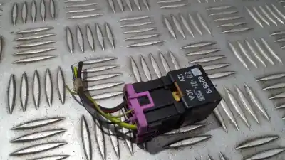 Pièce détachée automobile d'occasion RELAIS pour AUDI A4 AVANT (B5)  Références OEM IAM 443919578C  899519