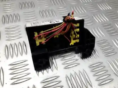 Second-hand car spare part fuse box unit for kia sorento 2.5 crdi ex oem iam references 913403e090  91340-3e090, l40322