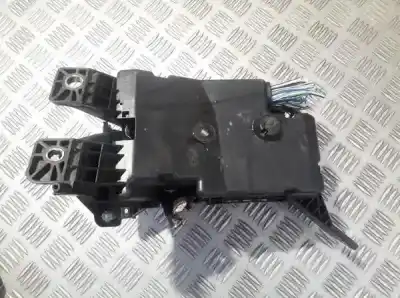 Second-hand car spare part fuse box unit for toyota rav 4 (a3) 2.2 d-4d cat oem iam references 8266242270  9043xa1