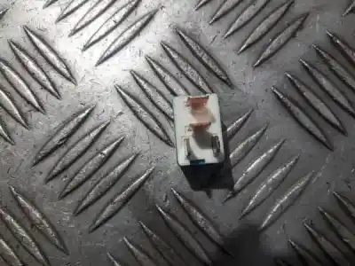 Peça sobressalente para automóvel em segunda mão relé para automóvel por toyota rav 4 (a3) 2.2 d-4d cat referências oem iam 9098702027  156700-2870