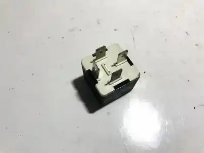 Second-hand car spare part relay for skoda octavia combi (1z5) 1.9 tdi dpf oem iam references 141951253b  