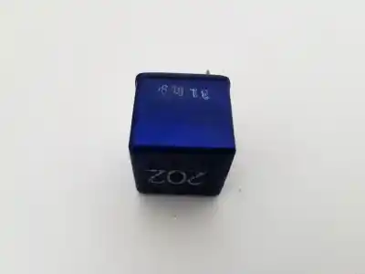 Second-hand car spare part relay for audi 80 avant 1.9 tdi oem iam references 8a0951253  202