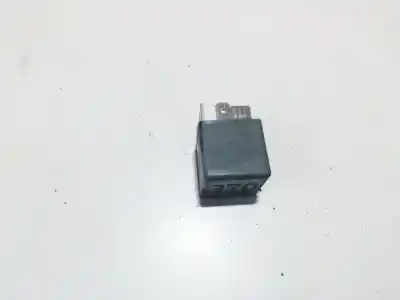 Автозапчастина б/у реле для AUDI A4 B6 (8E2) 1.9 TDI quattro Посилання на OEM IAM 8D0951253  V23134-J52-X300, 370