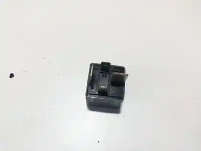 Second-hand car spare part relay for audi a4 b6 (8e2) 1.9 tdi quattro oem iam references 8d0951253  v23134-j52-x300, 370