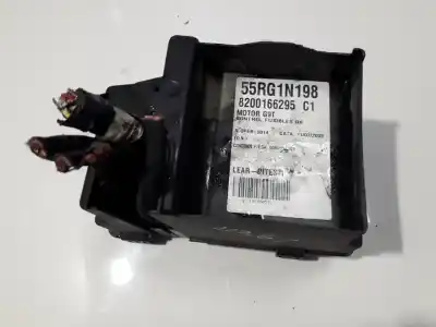 Second-hand car spare part fuse box unit for renault espace iv (jk0) 2.2 dci turbodiesel oem iam references 8200166295  