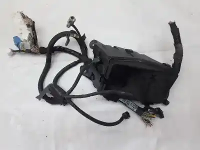 Pièce détachée automobile d'occasion boîtes à fusibles pour lexus is, ii 2005.10 - 2013.03 2.2d 130kw 2005.10 - 2013.03 références oem iam 8266253070  82662-53070