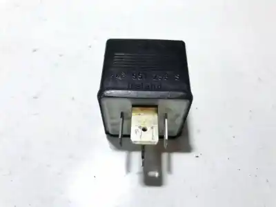 Автозапчастина б/у  для AUDI A8 (D2)  Посилання на OEM IAM 443951253  899556