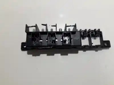 İkinci el araba yedek parçası Röle/sigorta Kutusu için AUDI A6, C5 1997.01 - 2001.08 2.4 121KW 1997.02 - 2005.01 OEM IAM referansları 8L0941822  8L0 941 822 A, 89 6083 000