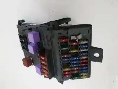 Second-hand car spare part fuse box unit for renault laguna (b56) 2.0 anade oem iam references 7703197962m  