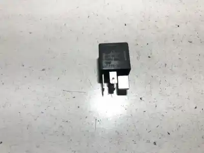 Pezzo di ricambio per auto di seconda mano  per AUDI A4 B6 (8E2)  Riferimenti OEM IAM 8D0951253  V23134-J52-X300