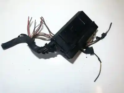 Pezzo di ricambio per auto di seconda mano  per OPEL VECTRA B CARAVAN  Riferimenti OEM IAM 90504296  